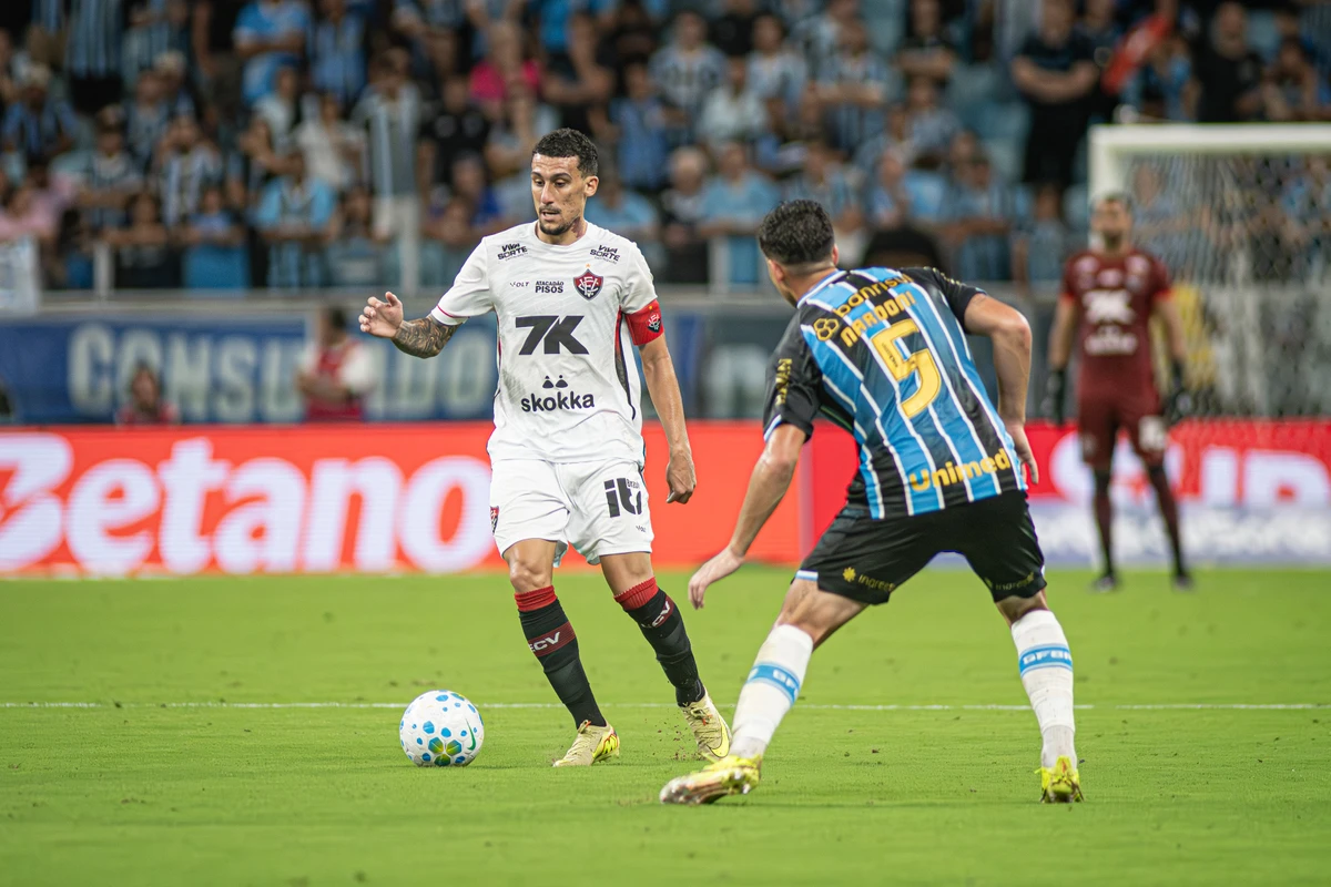 Grêmio x Vitória - 7ª rodada Campeonato Brasileiro por Victor Ferreira/ECV