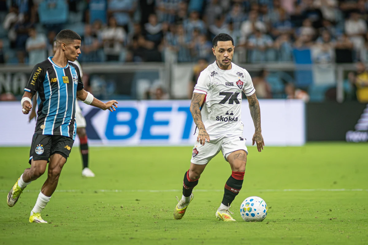 Grêmio x Vitória - 7ª rodada Campeonato Brasileiro por Victor Ferreira/ECV