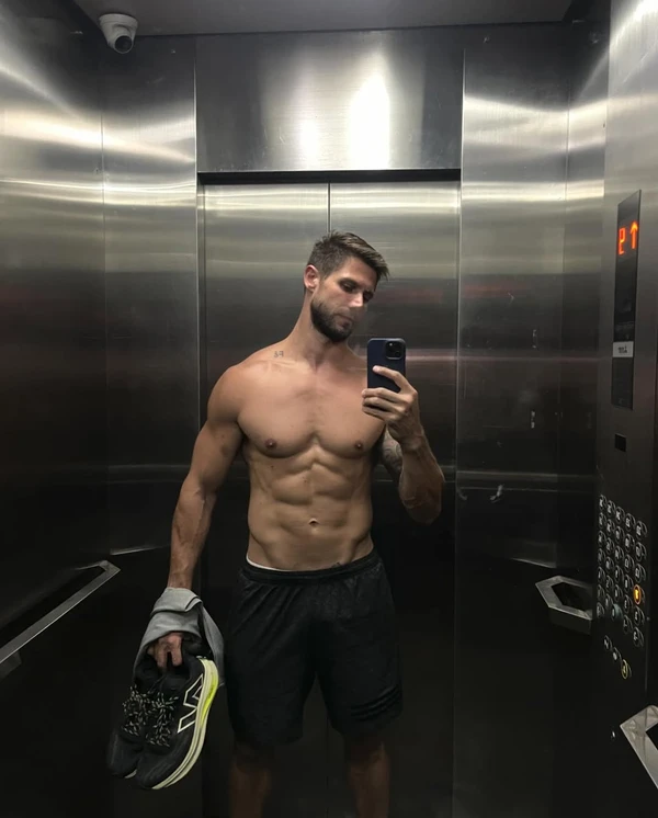 Jonas Sulzbach por Reprodução/Instagram