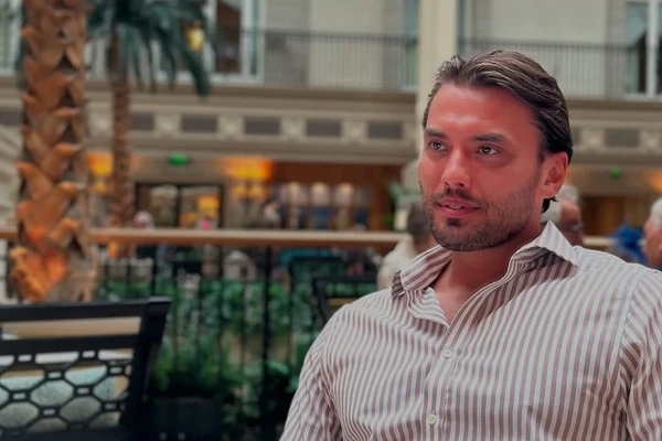 Jordan Wright por Reprodução