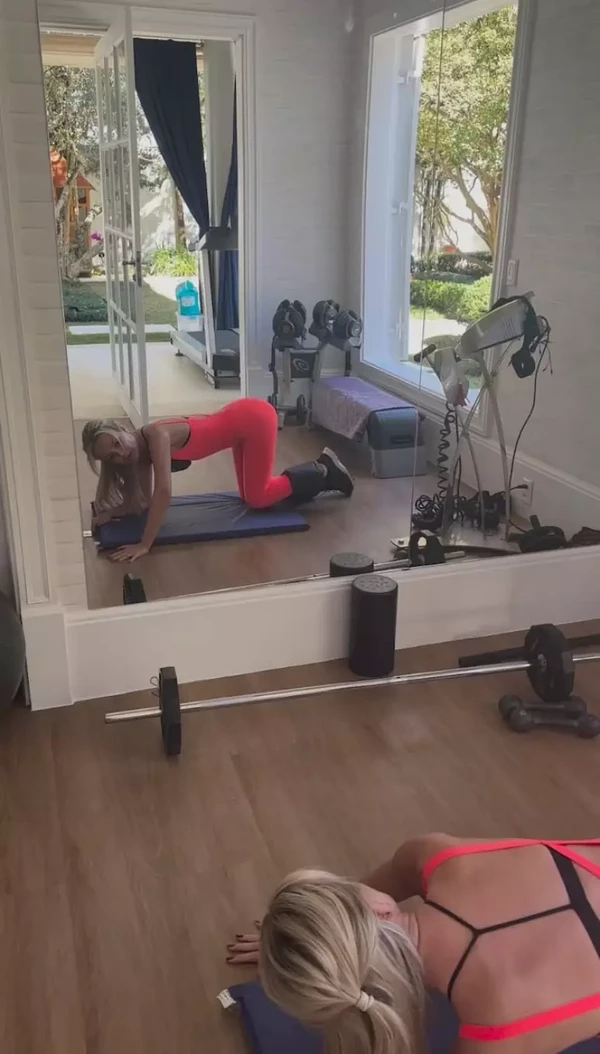 Mansão de Eliana por Reprodução