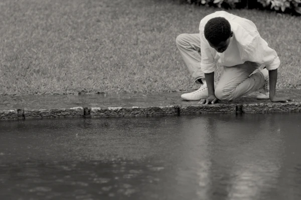 Narciso estreia nesta quinta-feira (19) nos cinemas brasileiros