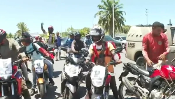 Paralisação na Avenida Paralela