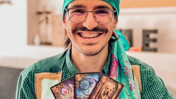 Phelippe Colle é cartomante de Ana Paula Renault por Reprodução/Redes Sociais 