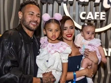 Imagem - Neymar emociona com declaração para Bruna Biancardi no Dia das Mães: ‘Mulher que eu pedi a Deus’
