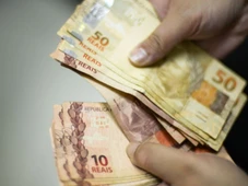 Imagem - Projeto prevê salário mínimo para estagiários em todo o país; saiba mais