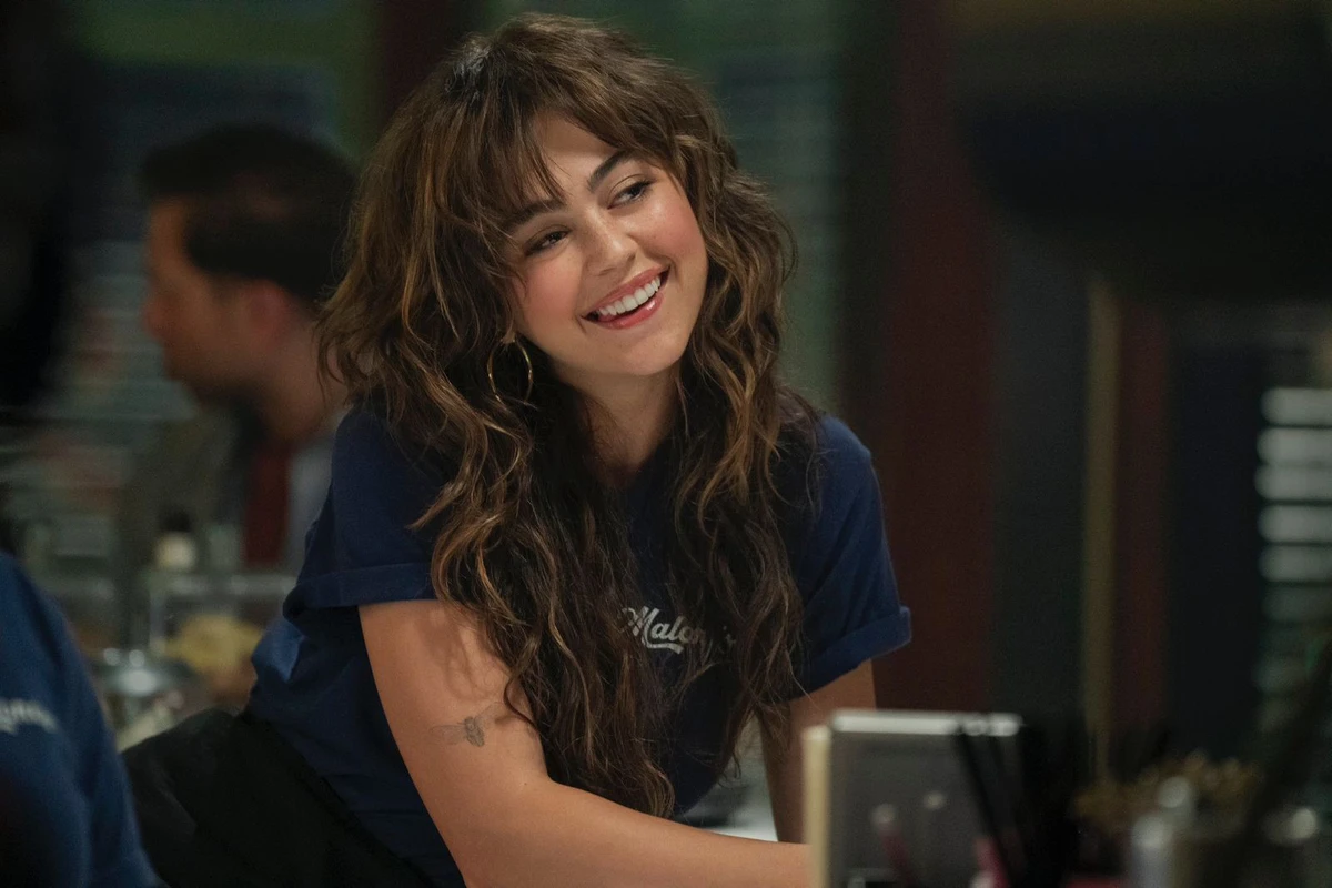 Allie Hayes (Mika Abdalla) por Divulgação