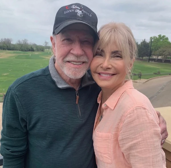 Chuck Norris e sua esposa, Gena O'Kelley por Reprodução/ Instagram