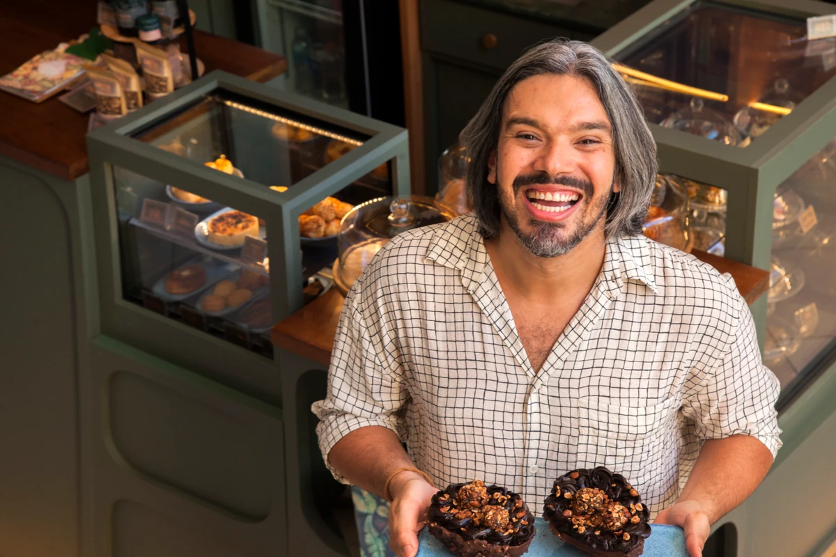 Deyvis Nascimento, chef confeiteiro e criador da CamuCaju
