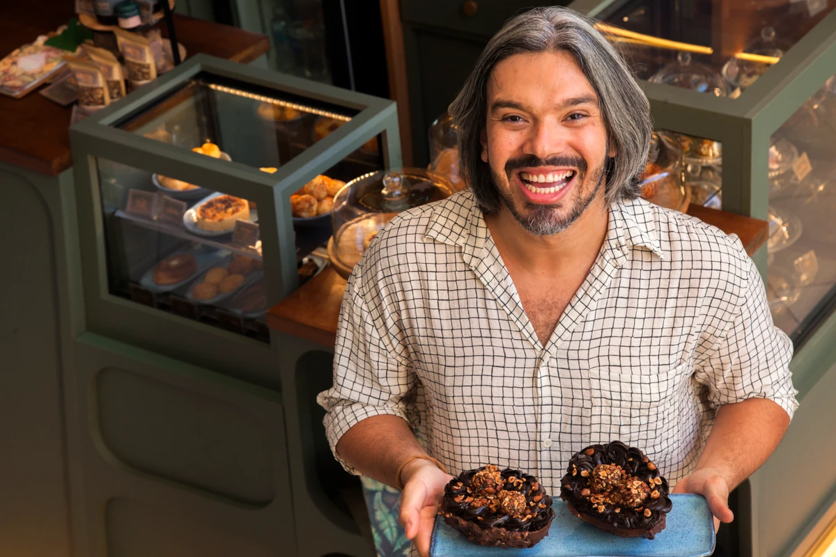 Deyvis Nascimento, chef confeiteiro e criador da CamuCaju por Sora Maia/CORREIO