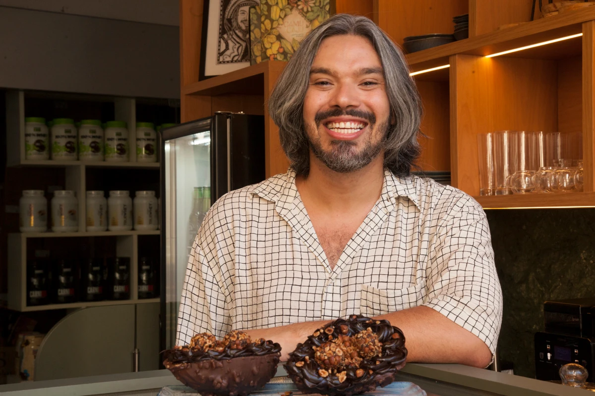 Deyvis Nascimento, chef confeiteiro e criador da CamuCaju por Sora Maia/CORREIO