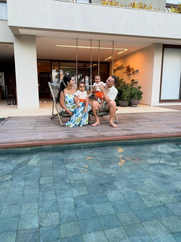 João Gomes já mora em mansão com piscina gigante e estilo inspirado no sertão por Reprodução