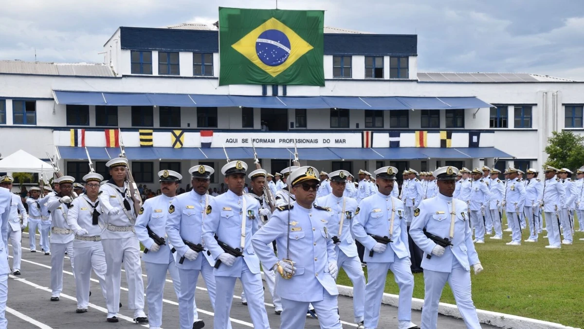 Terceiro-Sargento R$ 4.177,00 por web