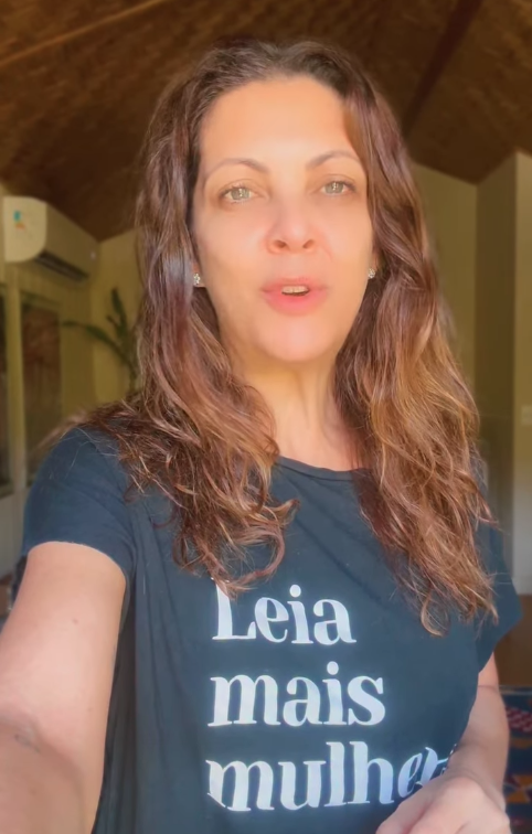 Autora Thalita Rebouças por Reprodução | Instagram