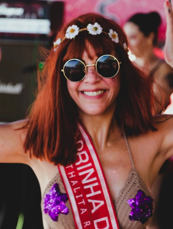 Autora Thalita Rebouças por Reprodução | Instagram