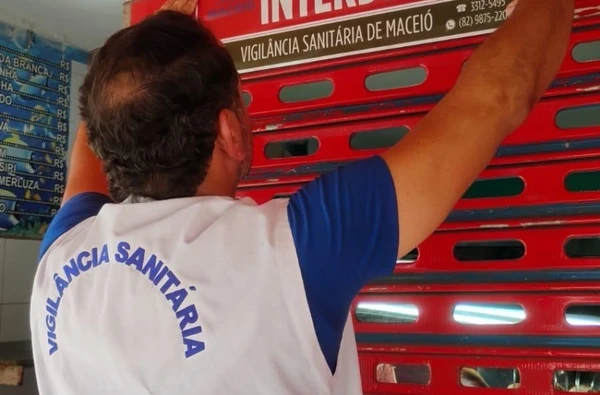 Vigilância Sanitária interdita mais um frigorífico em Maceió e apreende 80kg de carne deteriorada por Divulgação