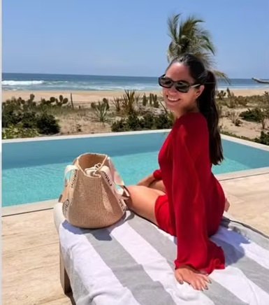 Advogada brasileira morre afogada em praia no México durante viagem com amigos por Reprodução