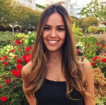 Advogada brasileira morre afogada em praia no México durante viagem com amigos por Reprodução