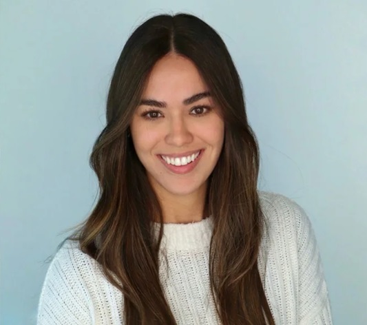 Advogada brasileira morre afogada em praia no México durante viagem com amigos por Reprodução