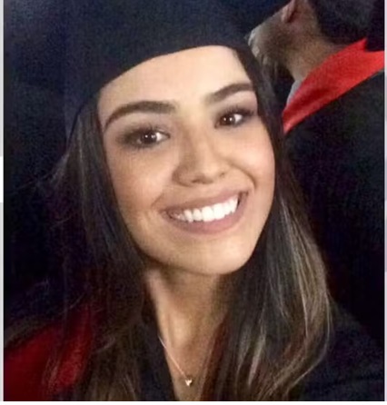 Advogada brasileira morre afogada em praia no México durante viagem com amigos por Reprodução