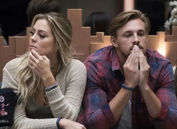 Ex-BBB Diego, da edição de 2019, se casou por Reprodução