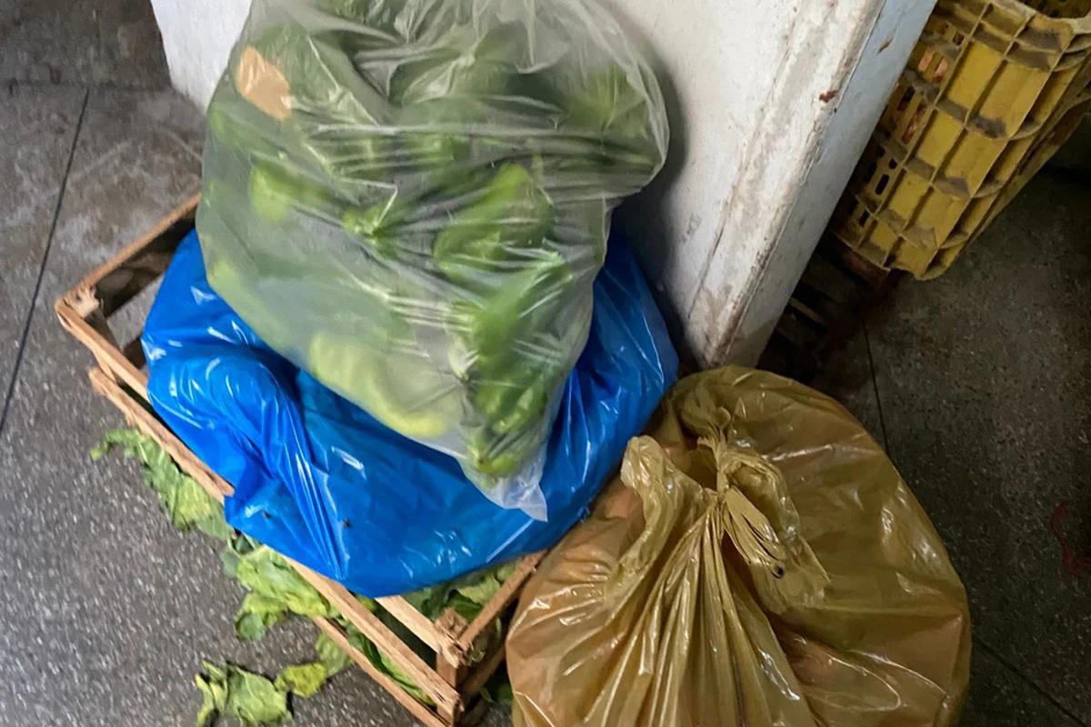 Vigilância Sanitária interdita lanchonete em Feira de Santana por Divulgação