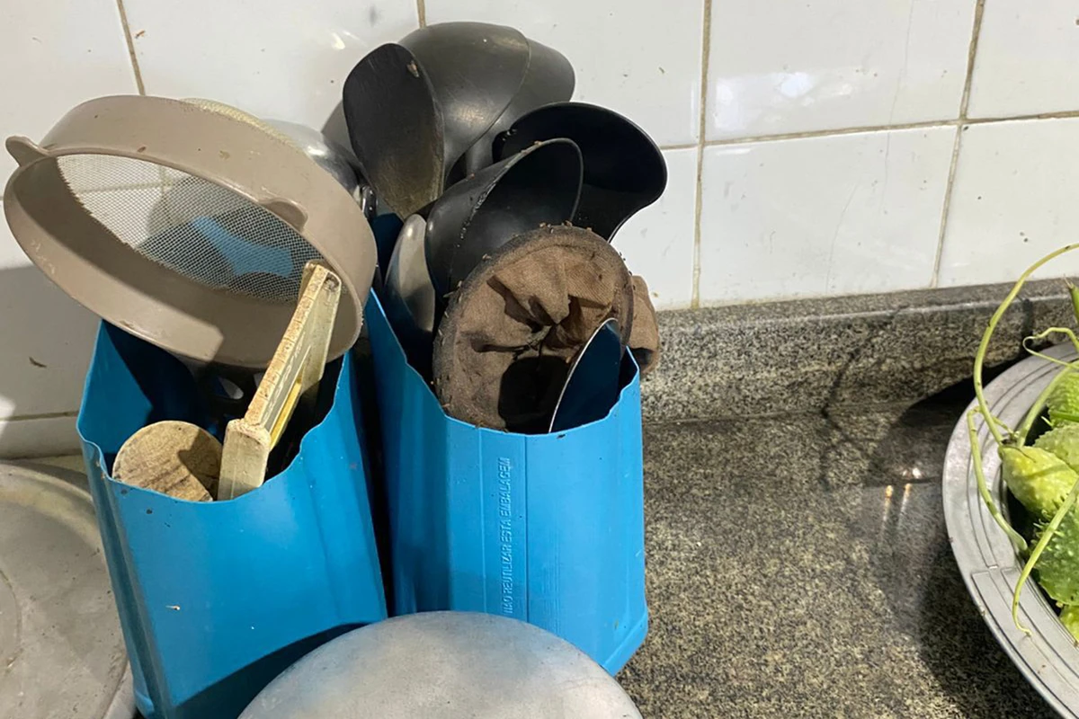 Vigilância Sanitária interdita lanchonete em Feira de Santana por Divulgação