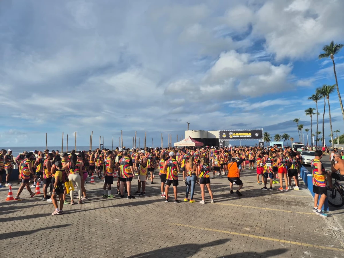 Corrida etílica do Baiano por Moysés Suzart