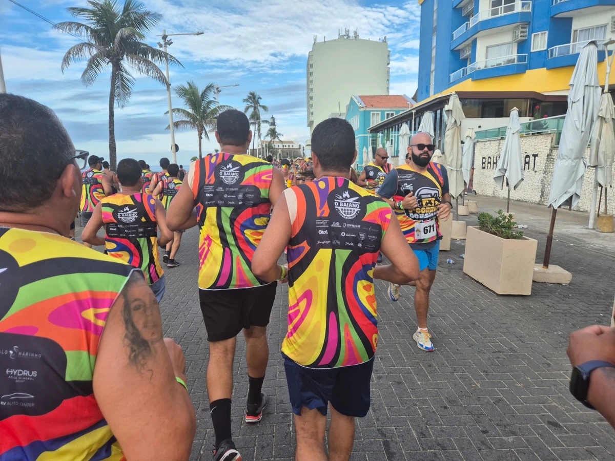 Corrida etílica do Baiano por Moysés Suzart