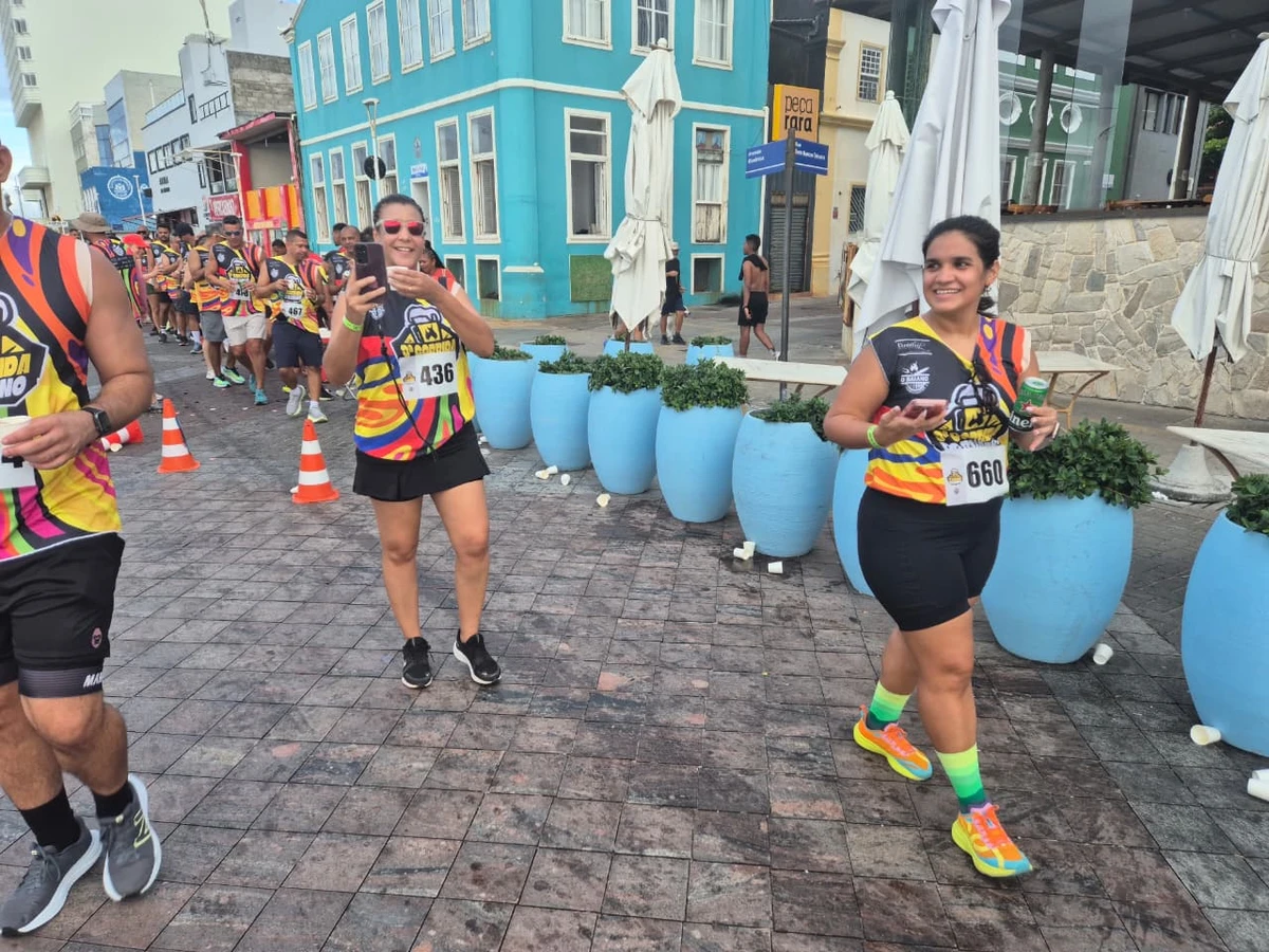 Corrida etílica do Baiano por Moysés Suzart
