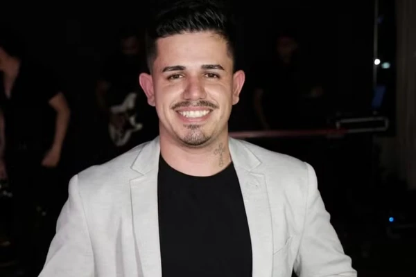 Homem mata namorada, grava vídeo e confessa: 'Matei ela, mãe'