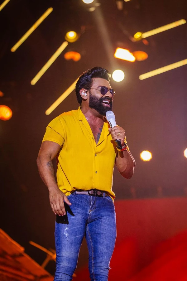 ‘Bodega do Pablo’ faz pocket show de Pablo em aquecimento para o evento por Divulgação  