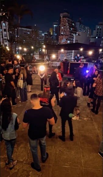 Festa por Divulgação