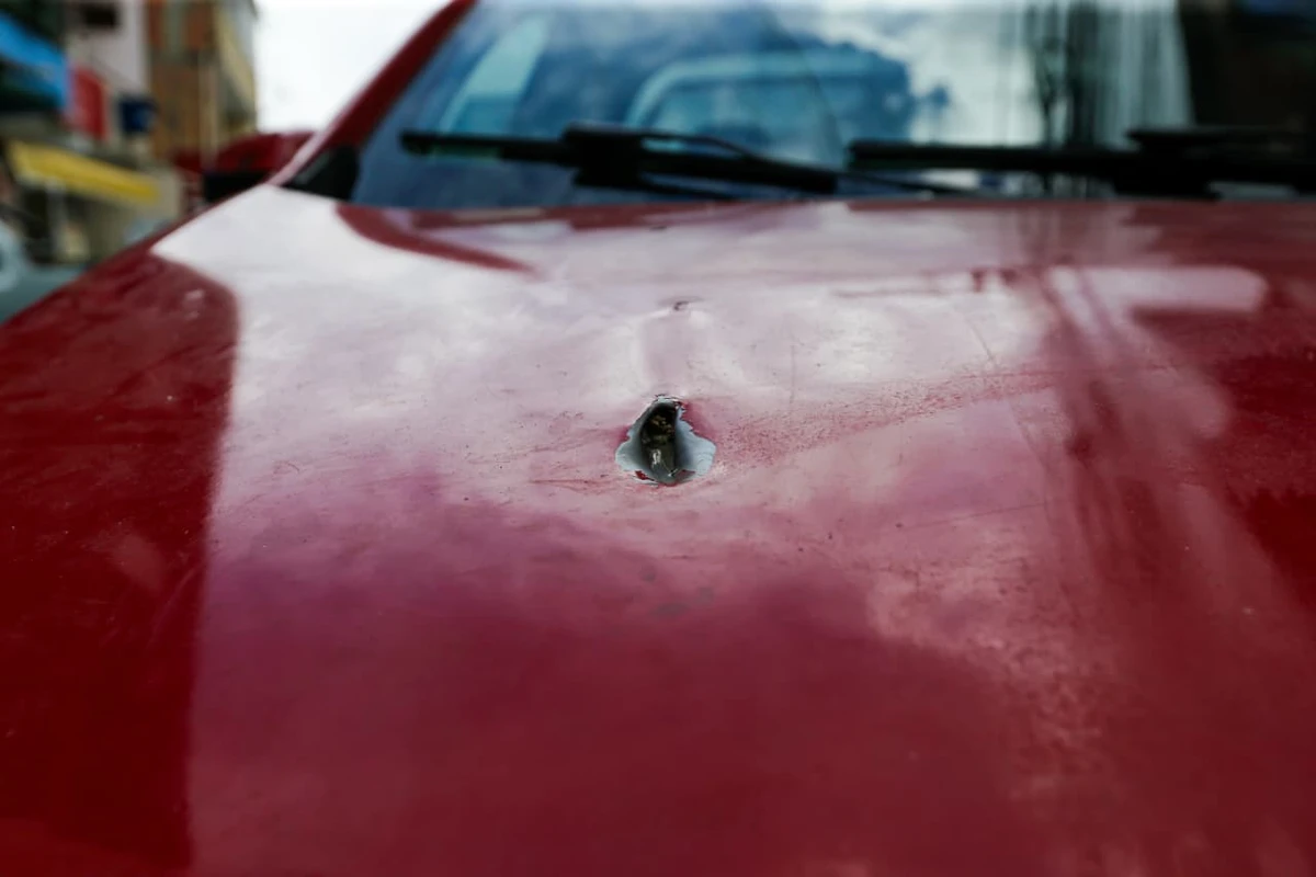 CV promove três ataques e espalha pânico em Tancredo Neves por Arisson Marinho/CORREIO