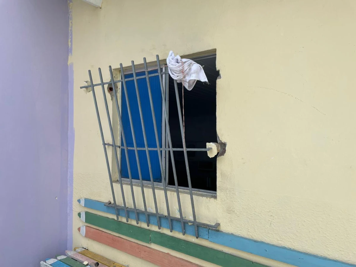 Escola foi arrombada e furtada em Itabuna