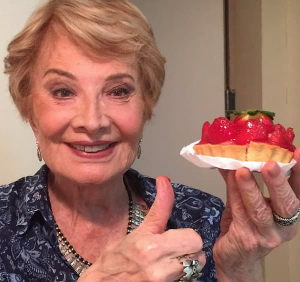 Glória Menezes por Reprodução