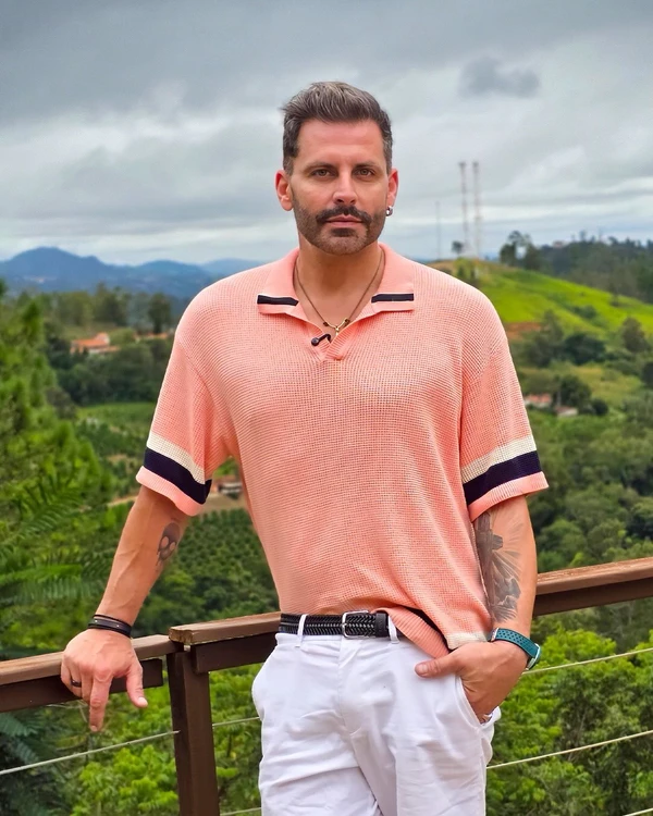 Henri Castelli por Reprodução/Instagram