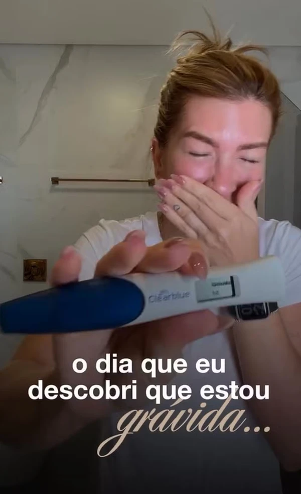 Lore Improta se emociona ao descobrir que está grávida pela segunda vez por Reprodução/Redes Sociais 