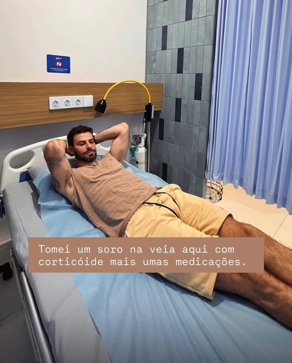 Lucas Malvacini, ex-ator da Globo, sofre ataque de ácaros em Bali por Reprodução/ Instagram