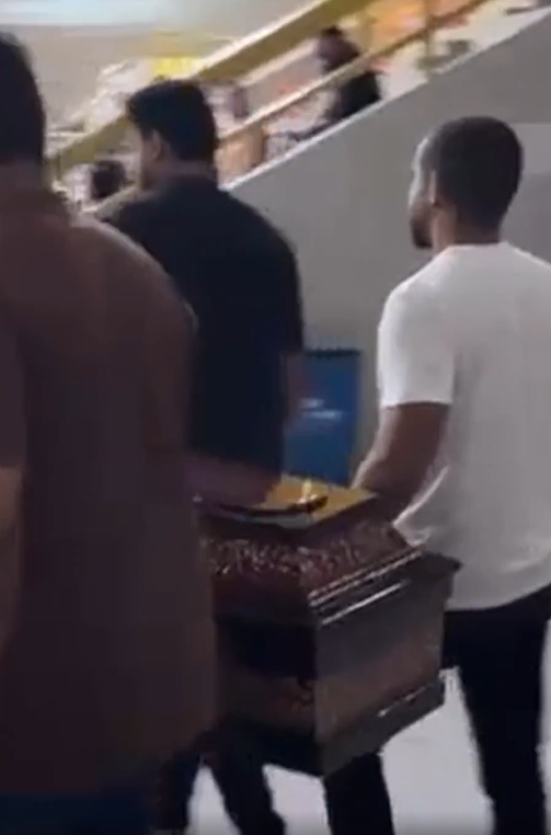 Velório de Flávia Barros, vítima de feminicídio, em Paulo Afonso por Reprodução