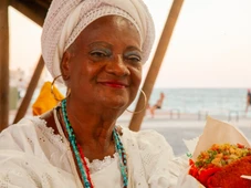 Imagem - Desenganada aos 7 anos, baiana de Salvador desafia a medicina há 65 anos vendendo acarajé