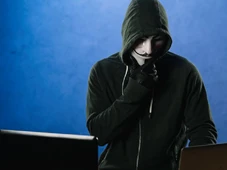 Imagem - Não é só facção: por que você nunca deve fazer sinal de 'V' de vitória em fotos nas redes sociais