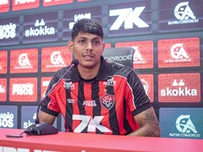 Imagem - Zé Vitor é apresentado no Vitória e projeta permanência: 'Espero ser comprado'