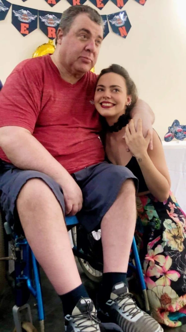 Ana Luísa Haas e o pai, Gerson Brenner por Reprodução/Facebook