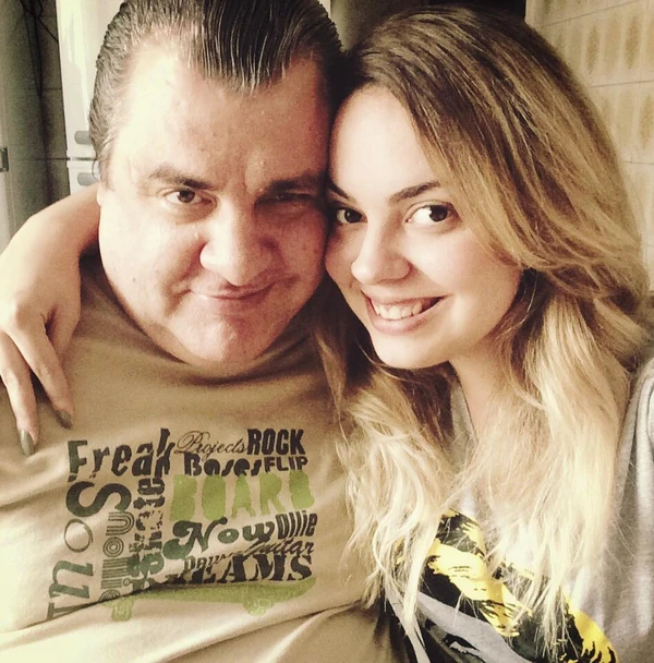 Ana Luísa Haas e o pai, Gerson Brenner por Reprodução/Facebook