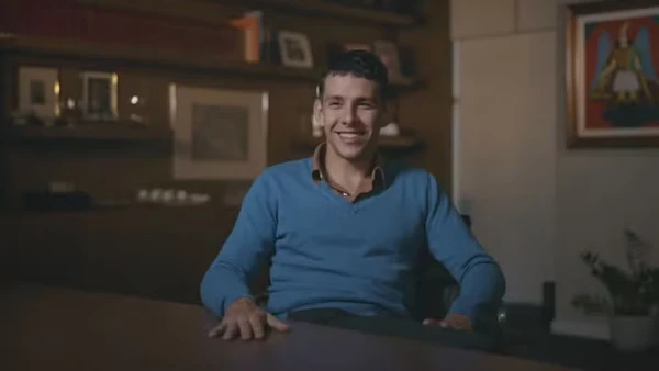 Artur Miceli, em série 'O Testamento' por Reprodução/Redes Sociais 