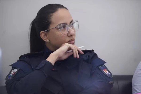 Dayse Barbosa foi morta por namorado policial rodoviário por Reprodução