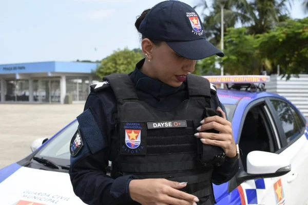 Dayse Barbosa foi morta por namorado policial rodoviário por Reprodução