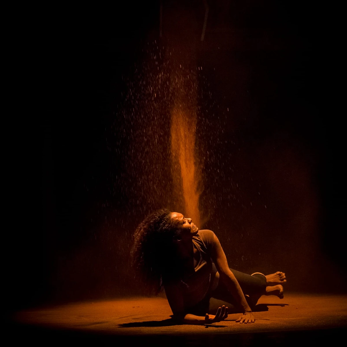 Em Breve, Espaço Curto de Tempo por Acervo Jorge Silva Cia de Dança/Divulgação