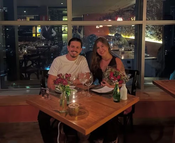 Jovem é morta pelo namorado após briga por ciúme